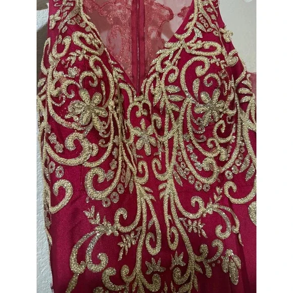 Dancing Queen Embroidered Bodice Gown 2XL - Picture 4 of 6